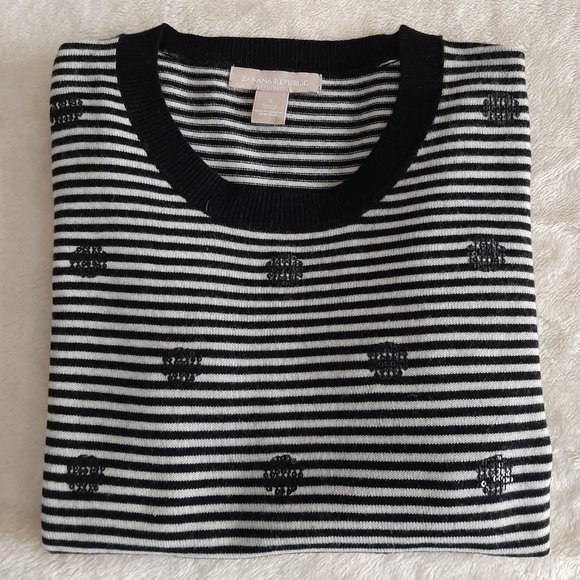 BR Sequin Sweater - Picture 2 of 9